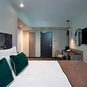 https://leonardo-hotelotto-wagner.vienna-besthotels.com